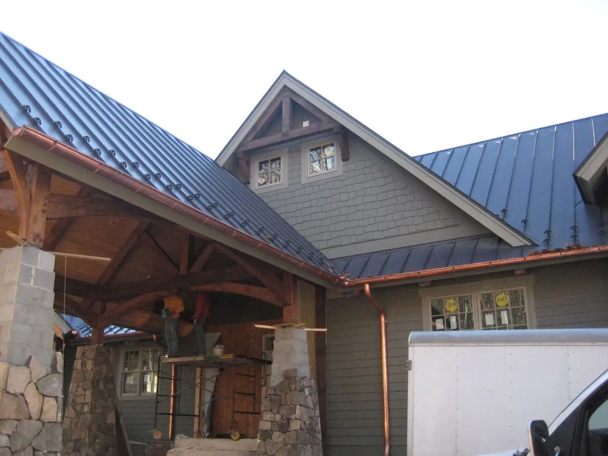 Craftsman Roofing team delivering quality roofing work in Golden Meadows